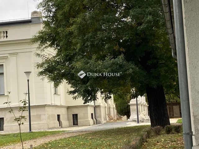 Eladó kereskedelmi és ipari ingatlan Sopron 134 nm