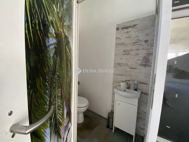 Eladó kereskedelmi és ipari ingatlan Sopron 134 nm