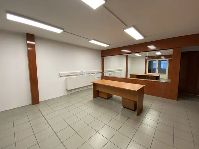 Eladó kereskedelmi és ipari ingatlan Sopron 322 nm