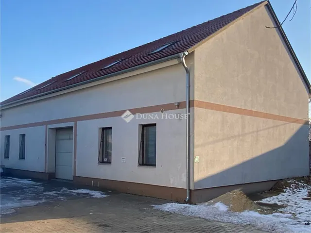 Eladó kereskedelmi és ipari ingatlan Sopron 322 nm