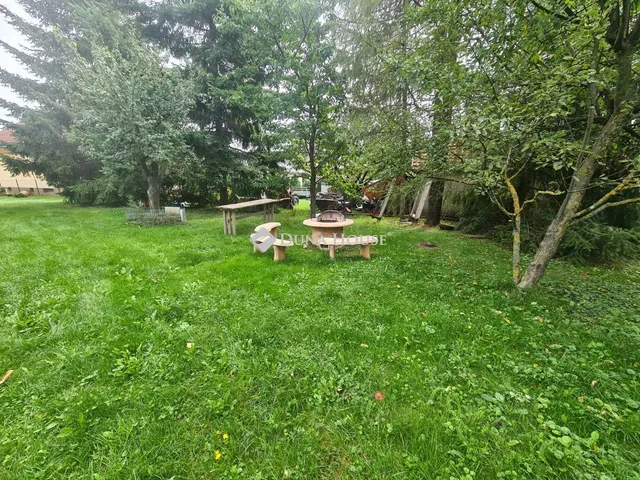 Eladó telek Úrkút 1036 nm