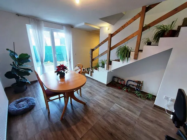 Kiadó ház Sopron 74 nm