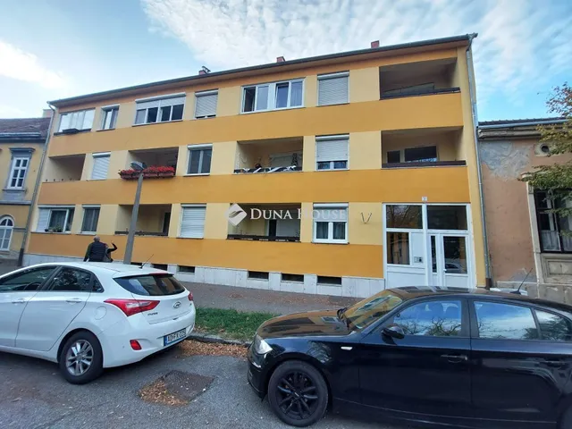 Eladó lakás Sopron 28 nm