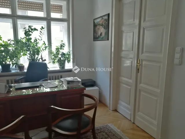 Eladó lakás Budapest XIII. kerület 136 nm