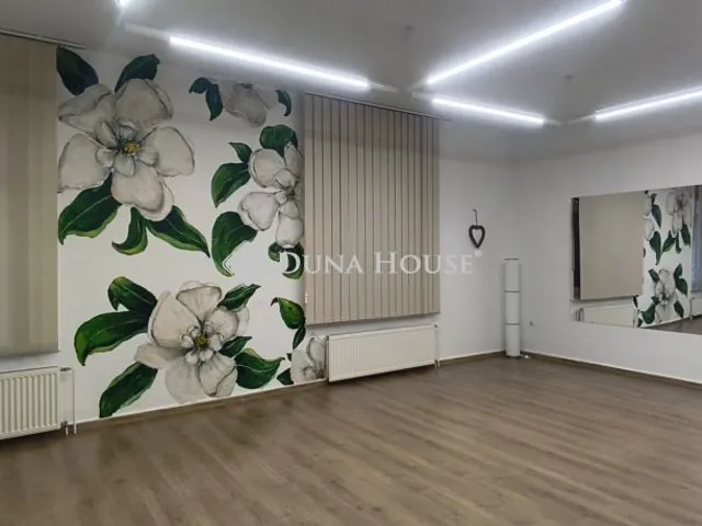 Eladó kereskedelmi és ipari ingatlan Budapest XIII. kerület 162 nm