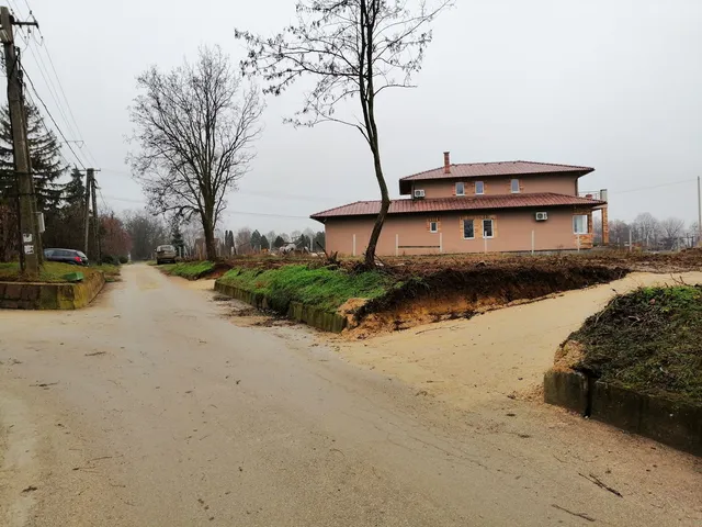 Eladó telek Balatonszárszó, Szóládi utca 1119 nm