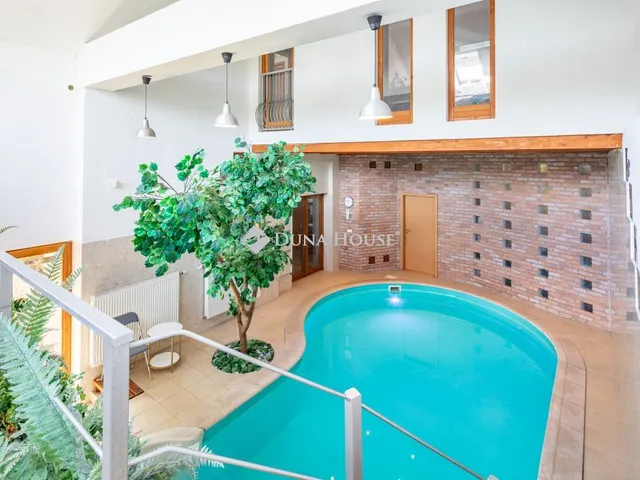 Eladó ház Szigetszentmiklós 260 nm