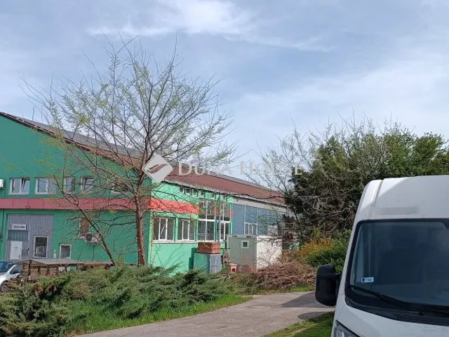 Kiadó kereskedelmi és ipari ingatlan Göd 1293 nm