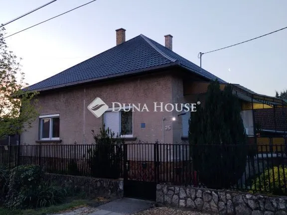 Eladó ház Monor 178 nm