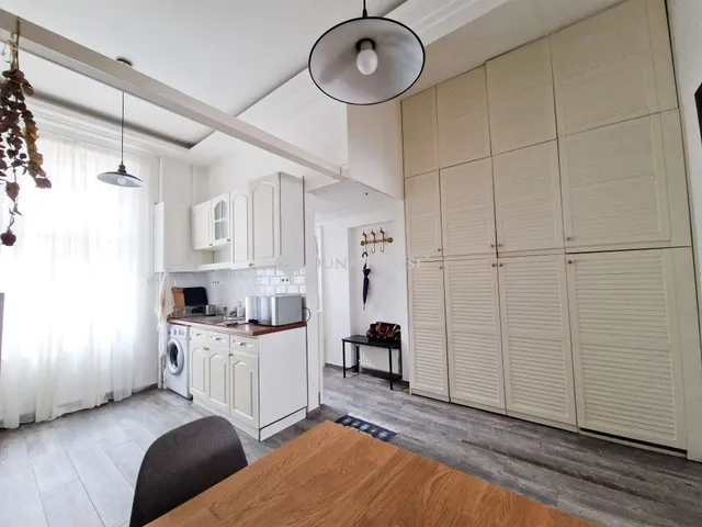 Kiadó lakás Budapest VI. kerület 71 nm