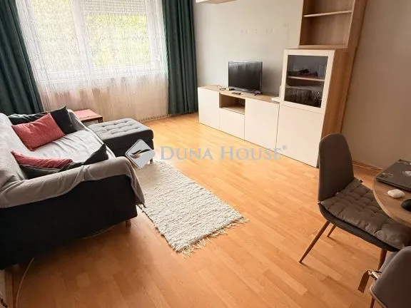 Eladó lakás Budapest XV. kerület 69 nm