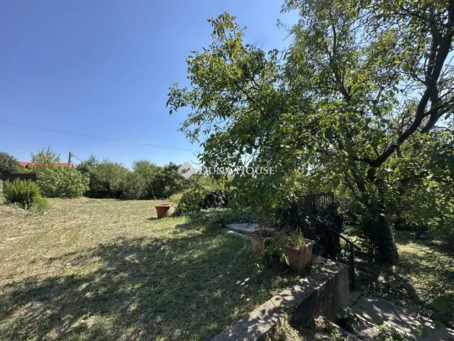 Eladó telek Szentendre 719 nm
