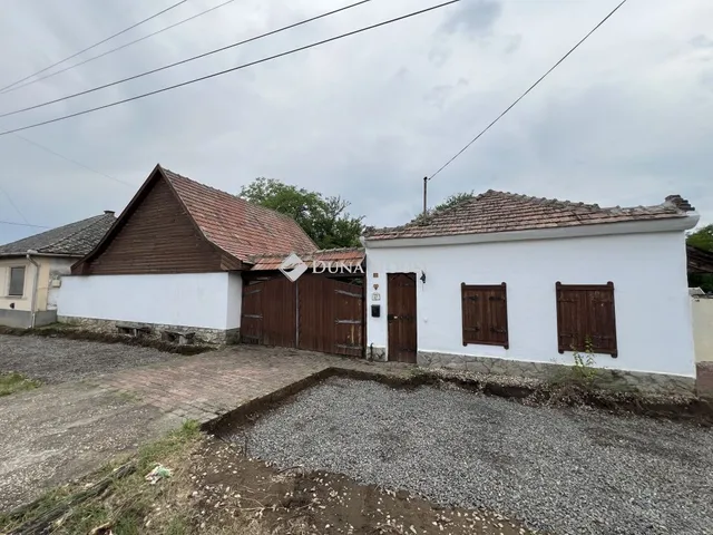 Eladó ház Aldebrő, Árpád út 131 nm