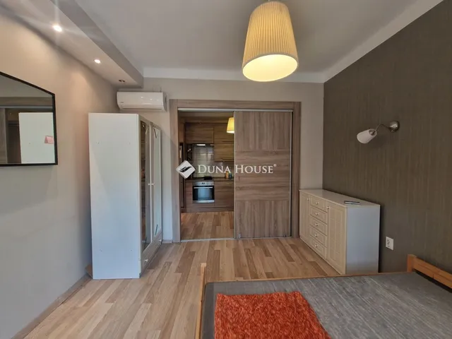 Eladó lakás Budapest XI. kerület 80 nm