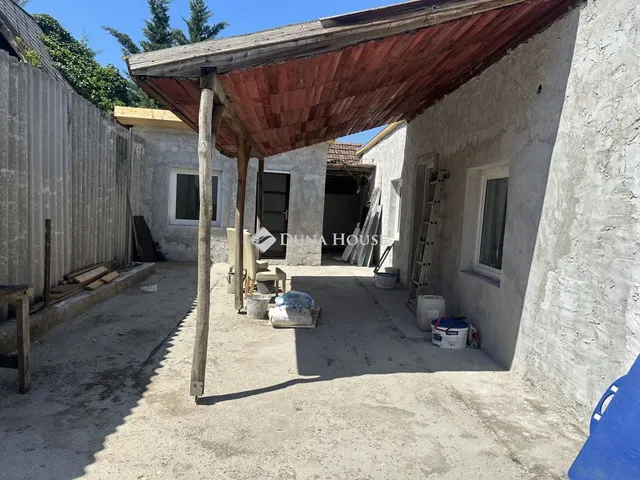 Eladó ház Mogyoród 30 nm