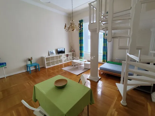 Eladó lakás Budapest VI. kerület 67 nm