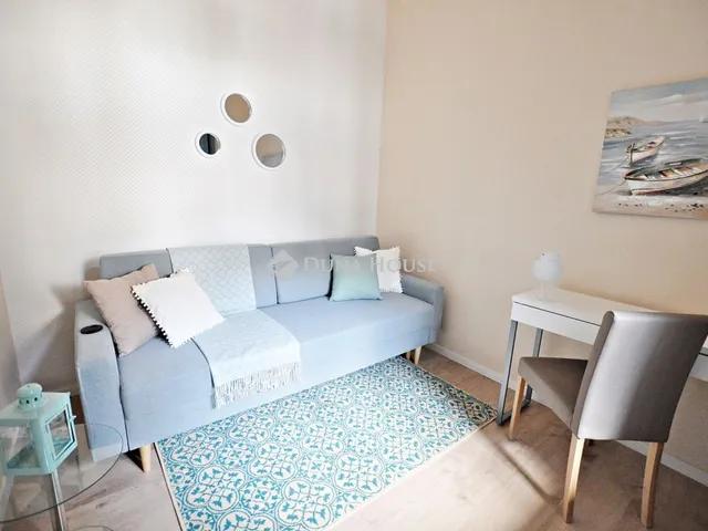 Eladó lakás Budapest VII. kerület, Rottenbiller utca 63 nm