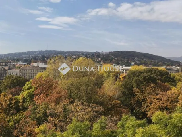 Eladó lakás Budapest I. kerület 113 nm