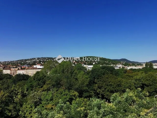 Eladó lakás Budapest I. kerület 113 nm