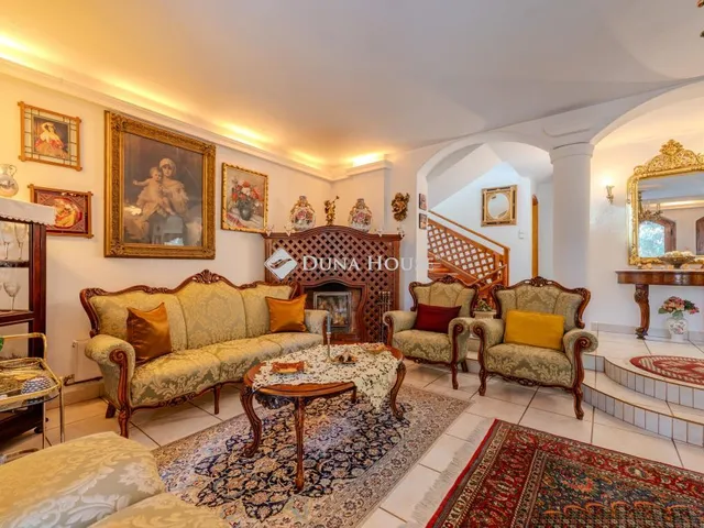 Eladó ház Szentendre 220 nm