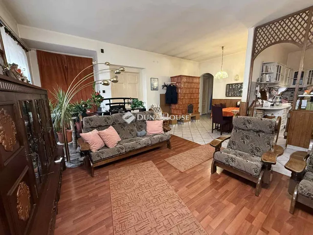 Eladó ház Dunakeszi 342 nm