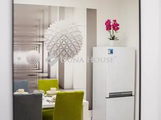 Eladó lakás Budapest VII. kerület, Károly körút 98 nm