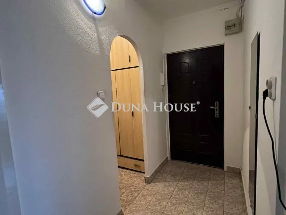 Eladó lakás Budapest XV. kerület, Zsókavár utca 66 nm