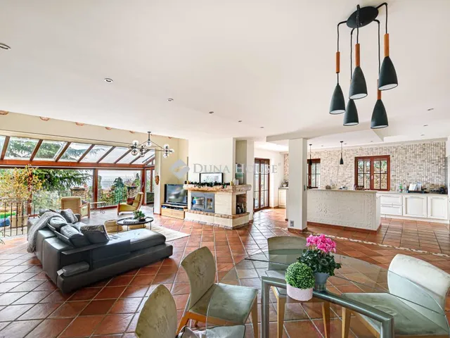 Eladó ház Budapest III. kerület 450 nm