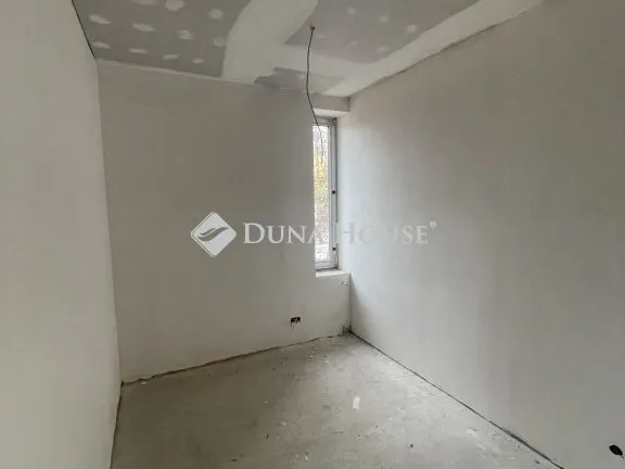 Eladó lakás Budapest XVIII. kerület, Felsőcsatári út 45 nm