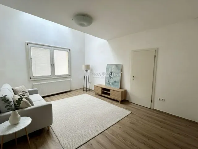 Eladó lakás Budapest VII. kerület 72 nm