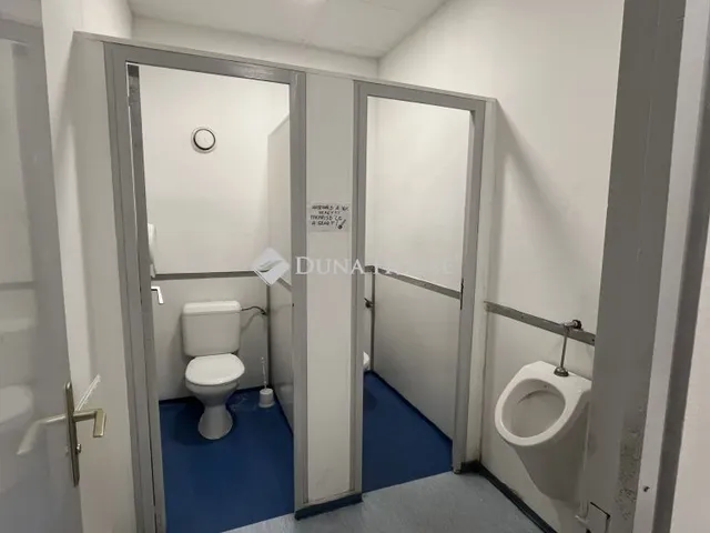 Kiadó kereskedelmi és ipari ingatlan Budapest XIV. kerület 400 nm