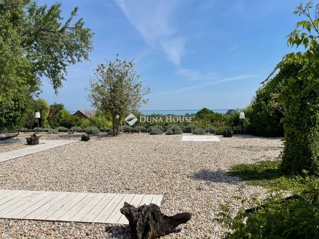 Eladó ház Lovas, Nincs utca 128 nm