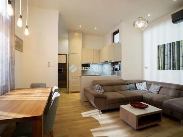 Eladó lakás Budapest VII. kerület 64 nm