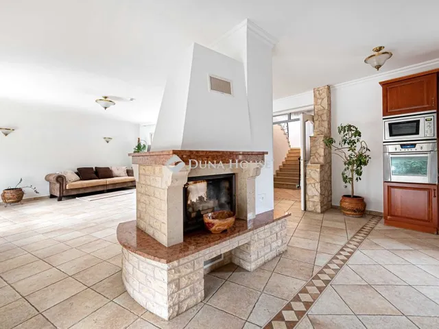 Eladó ház Budapest II. kerület 500 nm