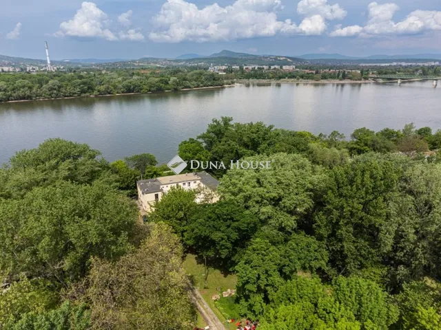 Eladó lakás Budapest XIII. kerület, Népsziget út 96 nm