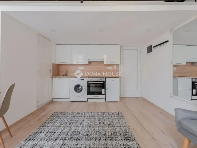 Eladó lakás Budapest V. kerület 21 nm