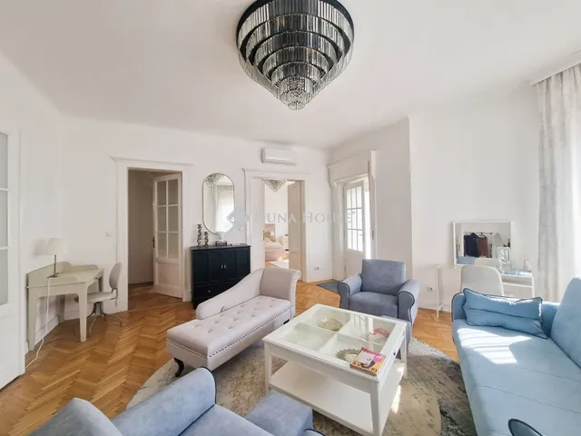 Eladó lakás Budapest II. kerület 138 nm