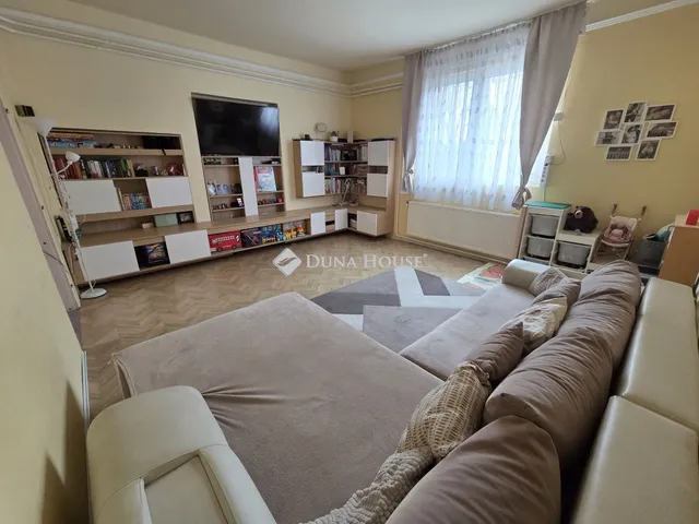 Eladó lakás Budapest IV. kerület 70 nm