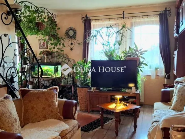 Eladó lakás Kunszentmárton 72 nm