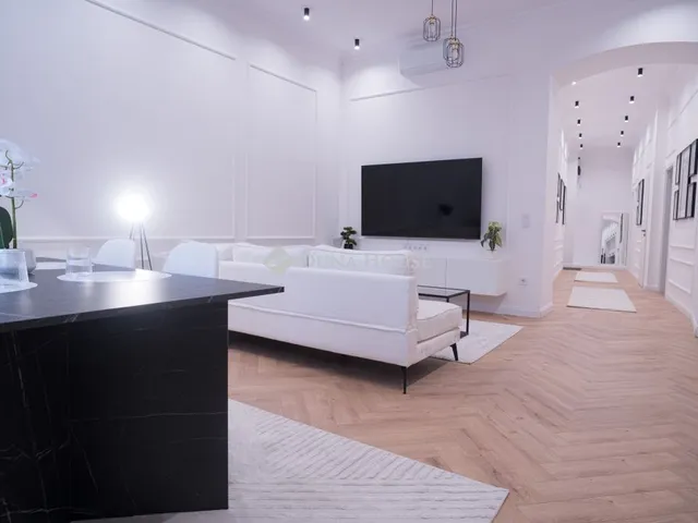 Eladó lakás Budapest VIII. kerület 93 nm