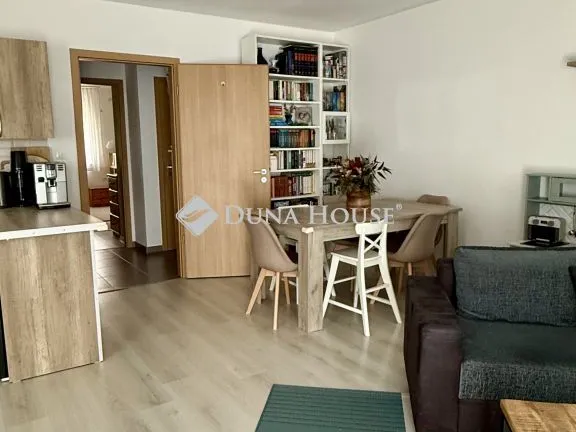 Eladó lakás Budapest XIV. kerület 70 nm