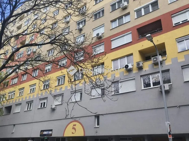 Eladó lakás Budapest III. kerület 66 nm