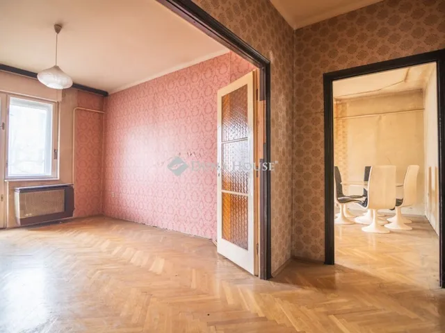 Eladó lakás Budapest I. kerület 70 nm