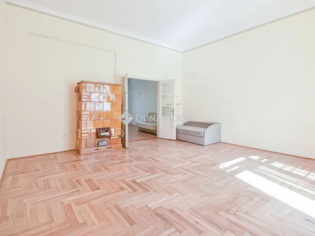 Eladó lakás Budapest VI. kerület 62 nm