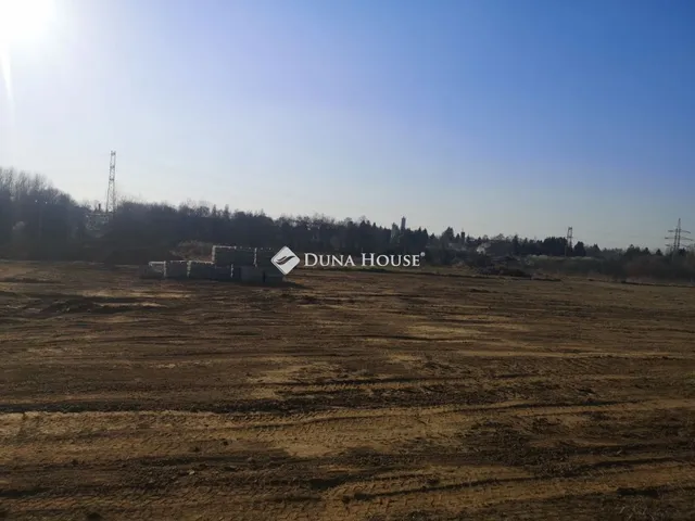 Eladó telek Kaposvár 11665 nm
