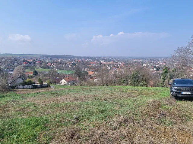 Eladó telek Pécel 1281 nm