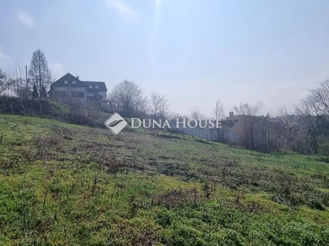 Eladó telek Pécel 1281 nm