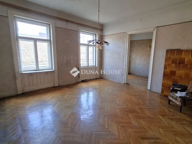 Eladó lakás Budapest VII. kerület, Rákóczi út 67 nm