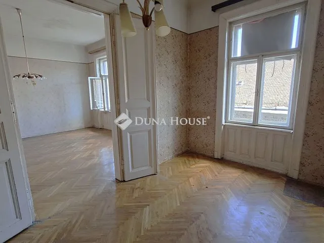 Eladó lakás Budapest VII. kerület, Rákóczi út 67 nm