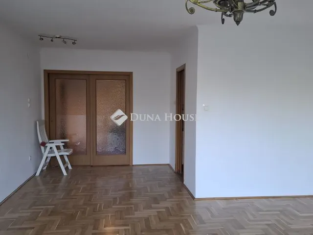 Kiadó lakás Budapest XII. kerület 92 nm